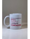 Taza blanca "propiedad de una guapa e inteligente contadora"