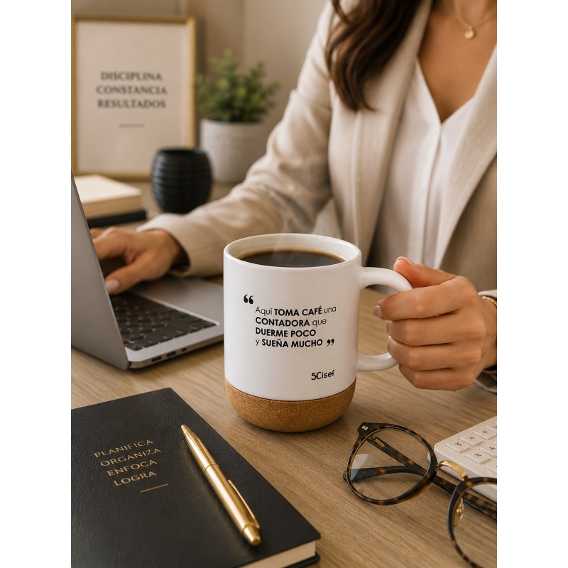 Taza 10 oz "Contadora Toma Café"