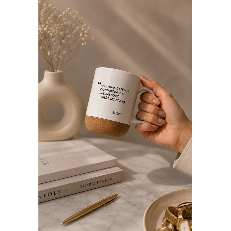 Taza 10 oz "Contadora Toma Café"
